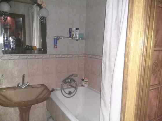 Здам 1 Лісовий (Юність Чернігівська) Братиславська, охайна Киев