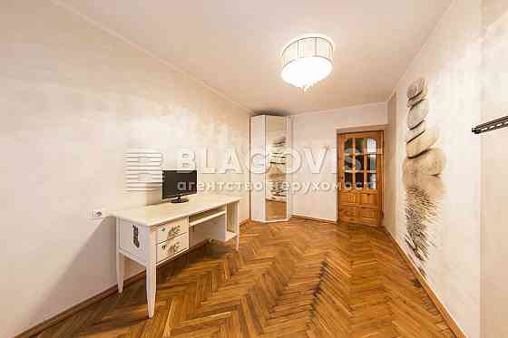 Продаж 3к квартири Мечникова 18 Печерськ м. Кловська Киев