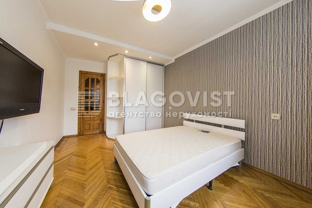 Продаж 3к квартири Мечникова 18 Печерськ м. Кловська Киев - изображение 2