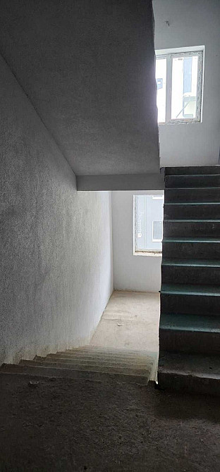 Простора 2-х кім квартира в новобудові на околиці міста Сокольники - изображение 3