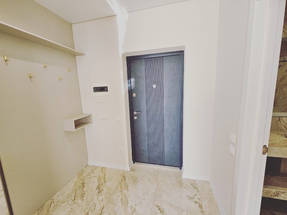 Продається 1,5 кімнатна квартира на Словʼянській Набережній Ужгород - изображение 2