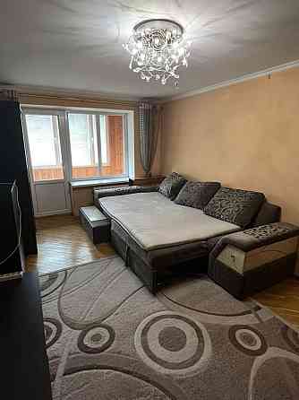 Здається 2 кімнатна квартира вул Небесної Сотні( р-н Парку Жовтневого) Чернівці