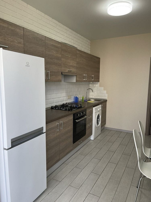 Сдам 1к квартиру в ЖК Парус! Длительно! Черноморск - изображение 2