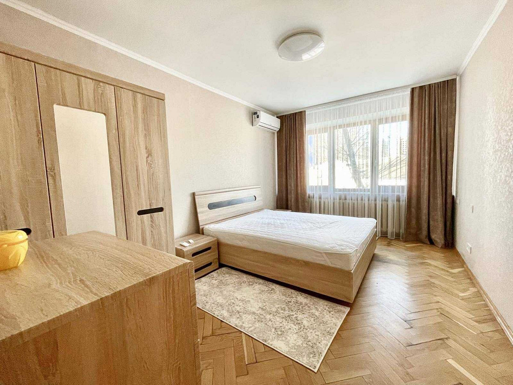 Без %. Трикімнатна. Метро Лівобережна 3 хв. Цегляний будинок Kyiv - photo 1