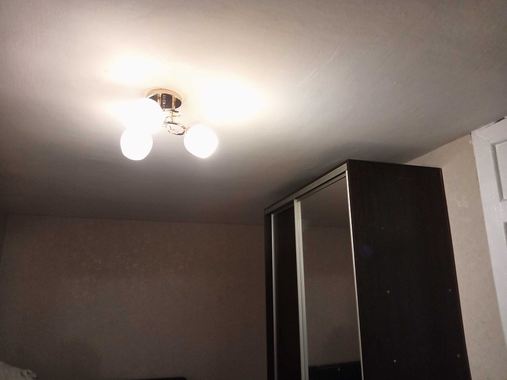 Продаю 2-кім.Кв 3 єтаж/5 Нов.М/п, Б.Двері,С.Техніка. Поряд ЦЕНТР,ринок Чернігів - зображення 3