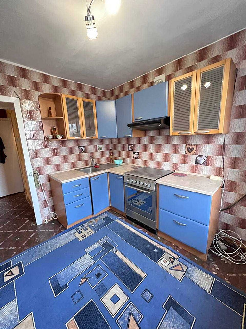 Продам 2-кімнатну квартиру в цегляному будинку в Малиновському районі Одеса - зображення 1