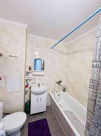 Ремонт! 1 к квартира в Києві, просп. Червоної Калини, 68. Киев