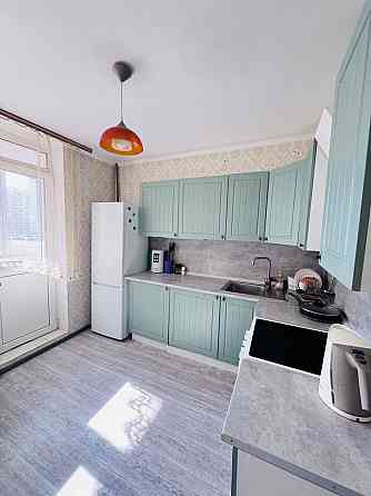 Ремонт! 1 к квартира в Києві, просп. Червоної Калини, 68. Киев