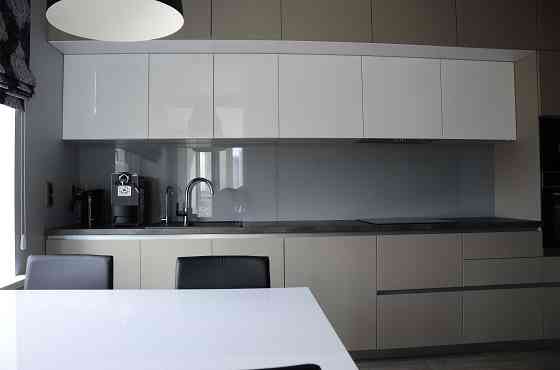 Видовая 2к квартира (кухня-гостинная+2 спальни) с ремонтом в ЖК Севен! Киев