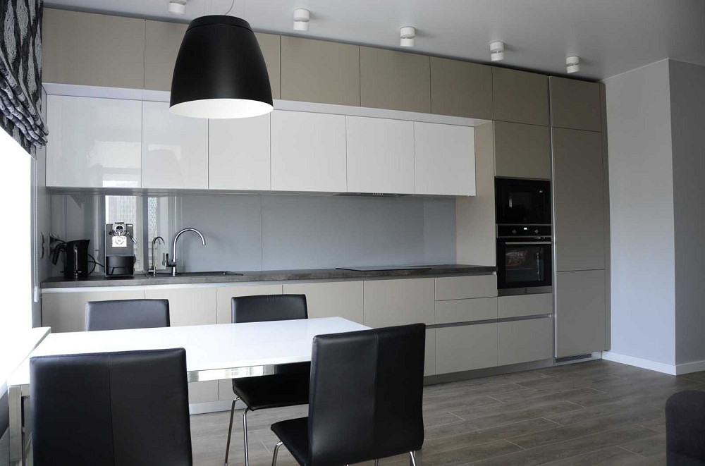 Видовая 2к квартира (кухня-гостинная+2 спальни) с ремонтом в ЖК Севен! Киев - изображение 1