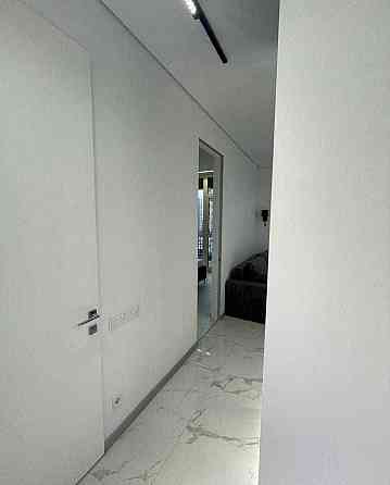 Мега ціна!!! 2-кімнатна , з ремонтом, в ЖК White Lines! Киев