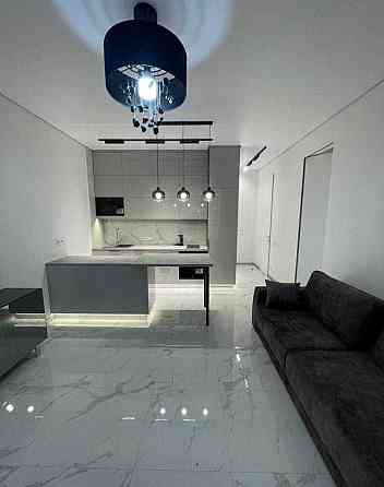 Мега ціна!!! 2-кімнатна , з ремонтом, в ЖК White Lines! Киев