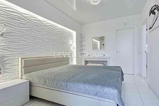 Продаж сучасної квартири (60 м) ЖК Київська Венеція пр-т Соборності 30 Киев