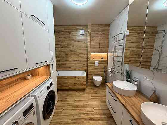 NEW! 3 кімнатна + студія у ЖК Липки, видова на озеро та парк Ивано-Франковск