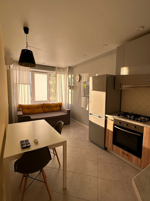 3 поверх, 55м2. 74000$ з ремонтом. є ГАЗ Ірпінь - зображення 2