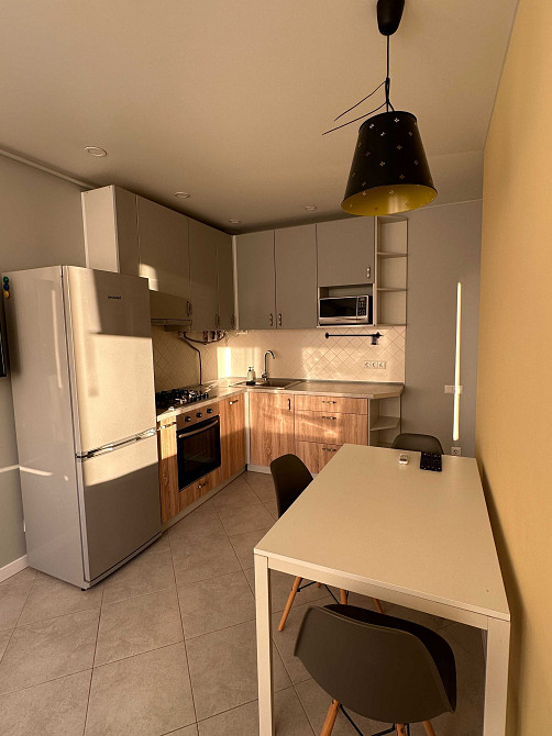 3 поверх, 55м2. 74000$ з ремонтом. є ГАЗ Ірпінь - зображення 1