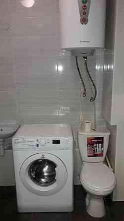 Братиславська 34б. метро Чернігівська .Сдаеться однокімнатна квартира. Киев