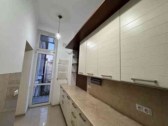 Оренда 3кімн.квартира вул. Гнатюка,центр, 4/5ц, 100/70/8, євроремнт. Львов