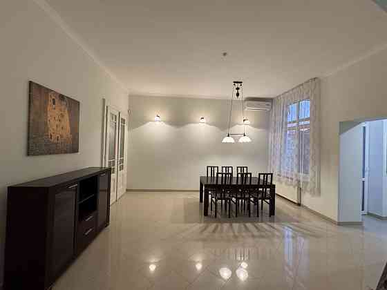 Оренда 3кімн.квартира вул. Гнатюка,центр, 4/5ц, 100/70/8, євроремнт. Львов