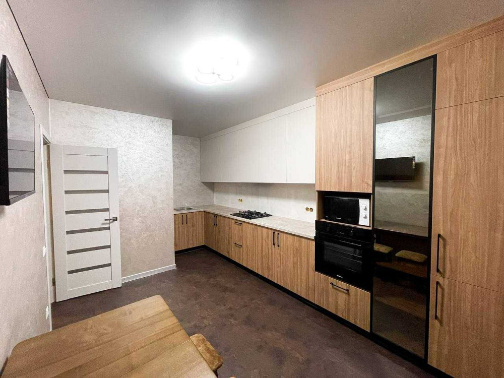 Оренда двокімнатної квартири! ЖК на Щасливому!!! Ровно - изображение 1