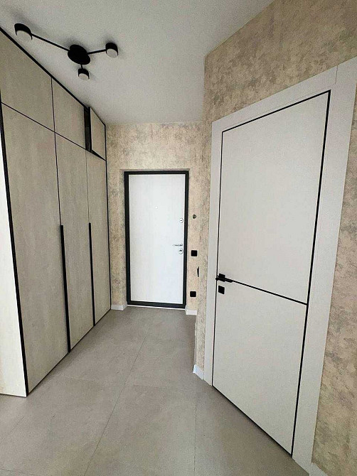 Простора 1-кімнатна квартира в ЖК “Сімейний Люкс” Черкаси - зображення 3