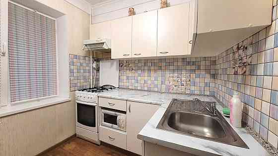 Сдаю в оренду 1-кімн квартиру Київ, Виноградарь, провулок Межовий 5А. Киев