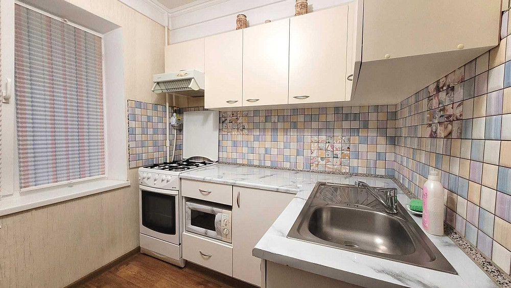 Сдаю в оренду 1-кімн квартиру Київ, Виноградарь, провулок Межовий 5А. Киев - изображение 1