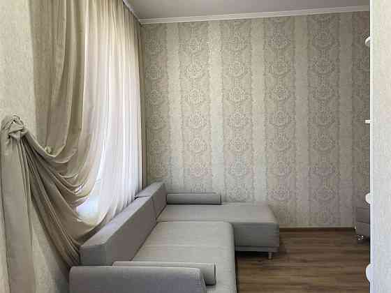 1-комн новострой, ул.Литературнная, 8 ст.Б.Фонтана Одеса