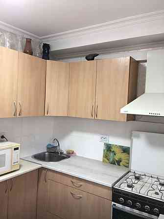 Оренда 2-х кім. квартири Воскресенський проспект (Перова) 20 Киев