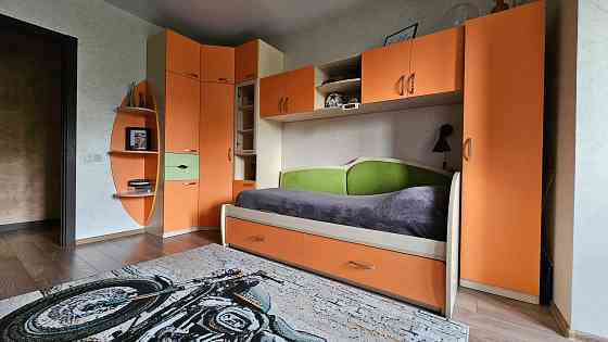 Супер 3 кімнатна квартира! Все що на фото - залишається!! Торг! Буча