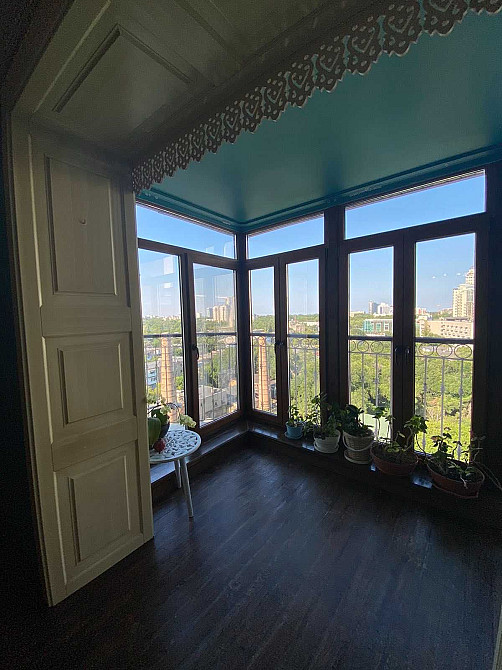 Трехкомнатная с ремонтом ,мебелью и техникой вблизи парка на Тенистой. Одеса - зображення 1