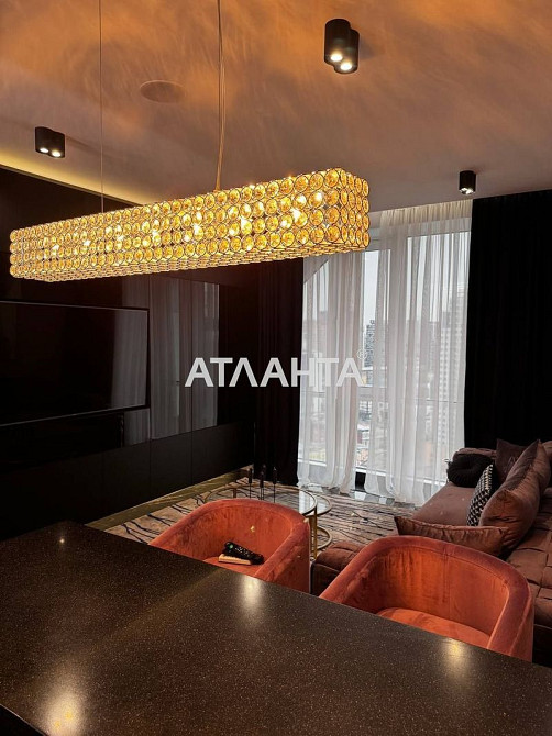 ЖК Royal Tower  Видова 1 кк з авторським ремонтом Київ - зображення 1