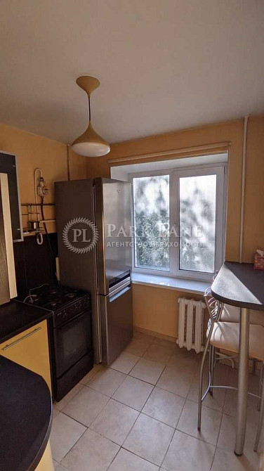 2к новий ремонт центр Печерськ Палац України Лабораторний провулок 4 Київ - зображення 6