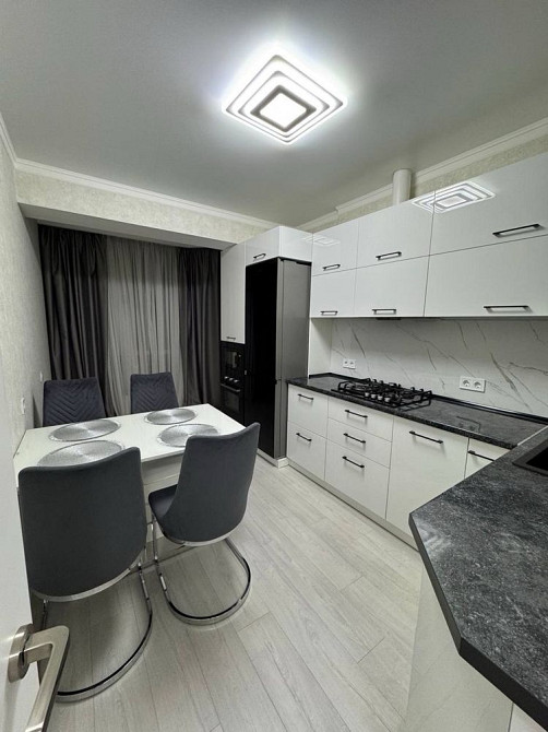 1- комнатная Дорогой ремонт, мебель, техника АГВ ЖК Малинки Черемушки Одеса - зображення 8