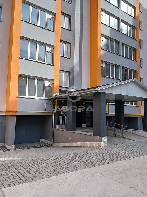 Простора трикімнатна квартира на Хіміків 11 Івано-Франківськ - зображення 1