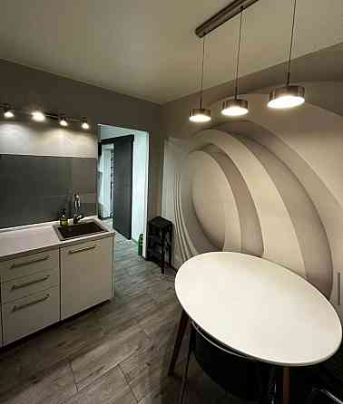 Укомплектована двокімнатна квартира! Розвинений район! Мінімальне оф! Буча