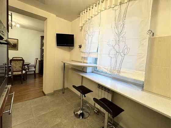 Продам 4 кім.квартиру, лівий берег, з ремонтом та меблями Кам`янське (Запорізька обл.)