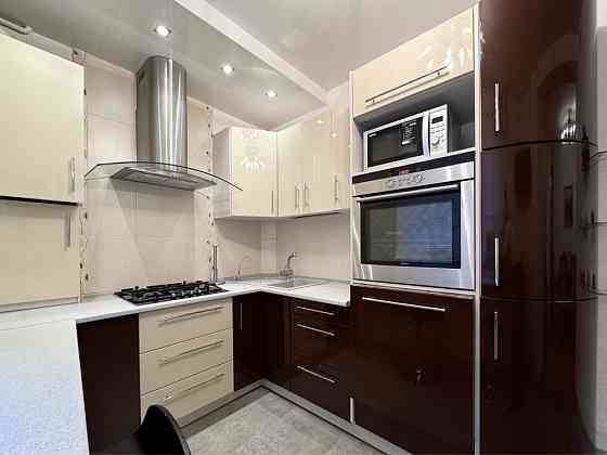 Продам 4 кім.квартиру, лівий берег, з ремонтом та меблями Кам`янське (Запорізька обл.)