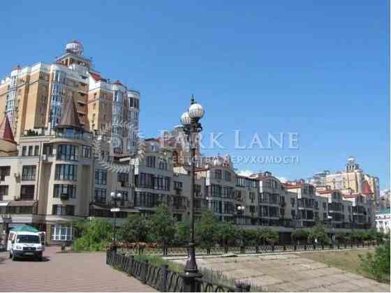 Оболонська набережна, 7. Видова на парк Наталка Киев