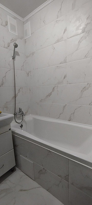 Оренда 1кв.центр меблі техніка,ціна договірна. Каменец-Подольский - изображение 2