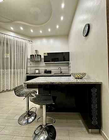 Выгодно! Срочно! Квартира в центре! Средний этаж, АГВ Одеса