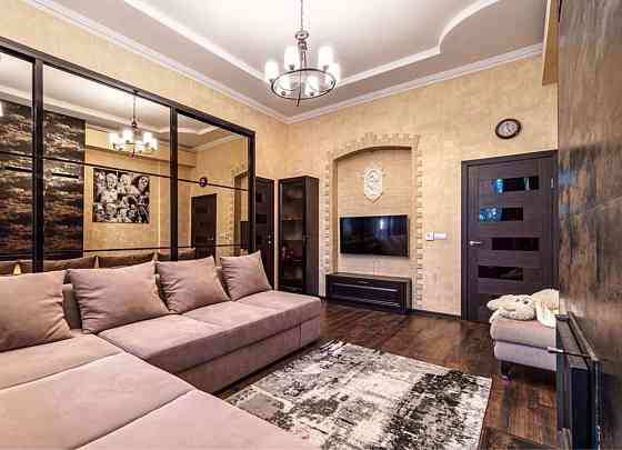 2-х кімнатна квартира по вул. Франка, центр міста. Ивано-Франковск