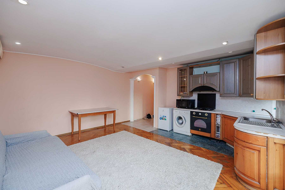 Продам 3к. квартиру возле метро Печерская 2 мин., бульв. Л.Украинки 28 Киев - изображение 8