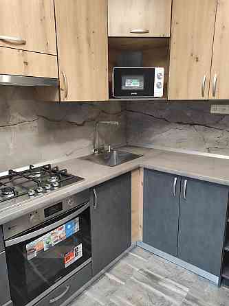 Продам квартиру с ремонтом 2024 г., 4/10 эт., кирпичный дом Дніпро