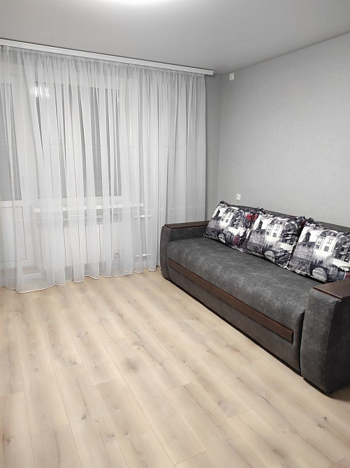 Продам квартиру с ремонтом 2024 г., 4/10 эт., кирпичный дом Дніпро - зображення 6