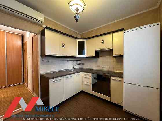 Без% 2к 57м2 Ахматової 43, Дніпровська набережна River Mall Киев