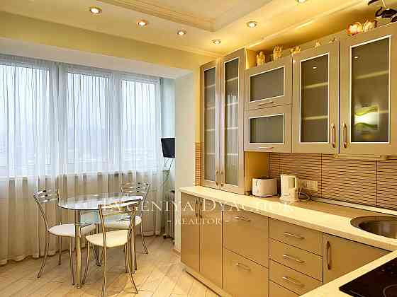 Русановская набережная, 18 - метро «Левобережная» Киев