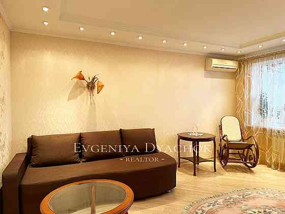 Русановская набережная, 18 - метро «Левобережная» Киев