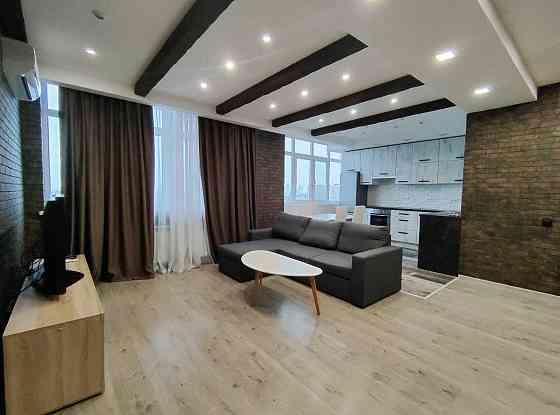 Оренда роздільної 2к квартири. 74м2. Біля метро Нивки. ЖК Глорія парк Киев