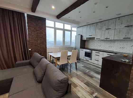 Оренда роздільної 2к квартири. 74м2. Біля метро Нивки. ЖК Глорія парк Киев